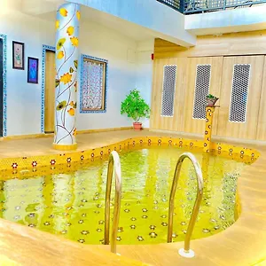 Hotel Jaydurg Asra Heritage With Rooftop And Swimming Pool